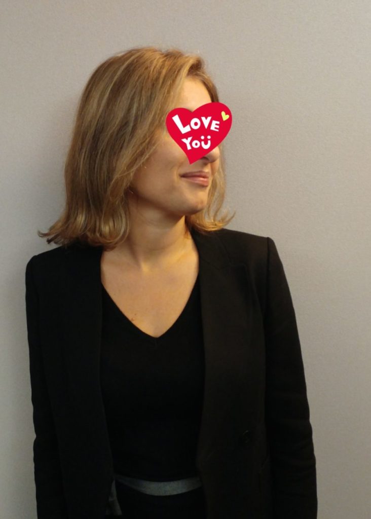 Photo de Sarah, cheveux lissés et colorés revitalisés