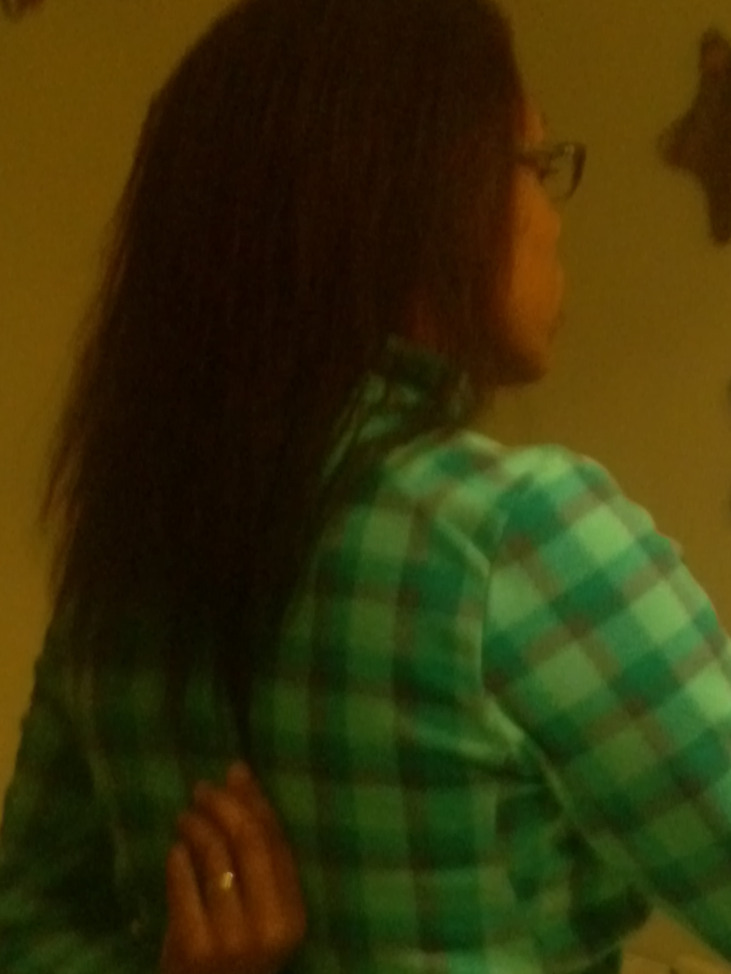 novembre 2015, mes cheveux atteignent les aisselles (niveau APL). Début de ma transition